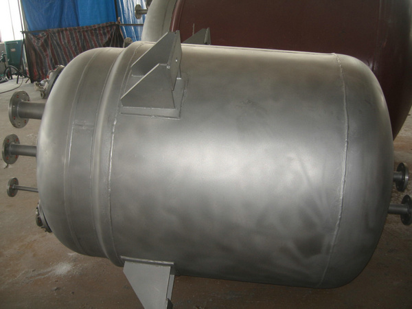 Matte treatment of stainless steel reactor