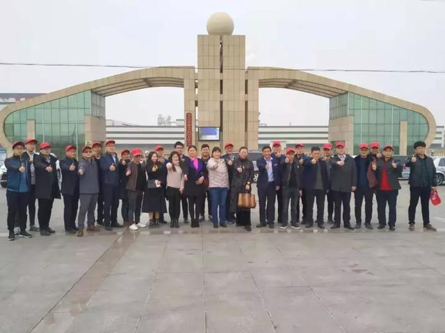 潍坊家协企业互访团到访鲁丽木业园 36万平米车间引注目